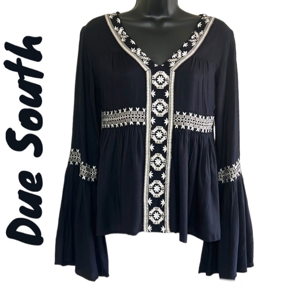 Vintage🧚‍♀️Due South Black/Cream Embroidered Bell Sleeve Boho Blouse Size 6